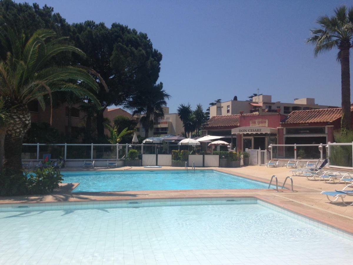Appartement T2 De Standing Au Pied Des Plages ゴルフ・ジュアン エクステリア 写真