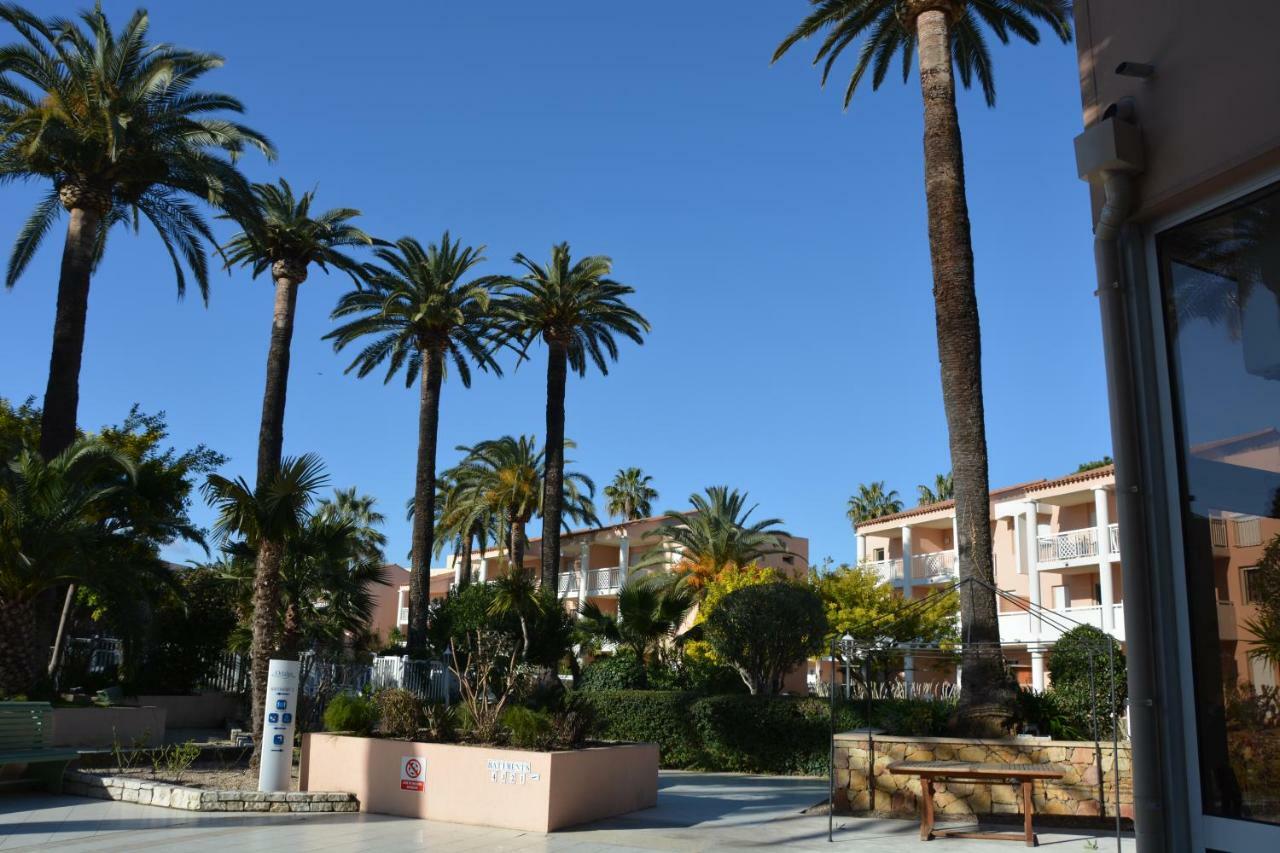 Appartement T2 De Standing Au Pied Des Plages ゴルフ・ジュアン エクステリア 写真
